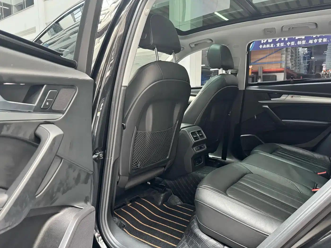 Audi Q5L 2020 Facelift 40 TFSI Luxury Fashion Edition — миниатюра 14