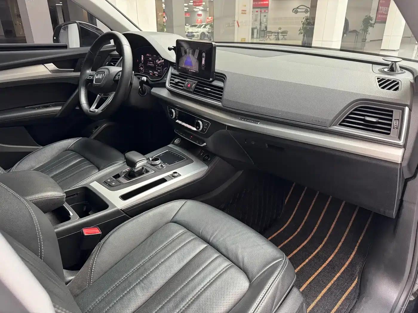 Audi Q5L 2020 Facelift 40 TFSI Luxury Fashion Edition — миниатюра 18