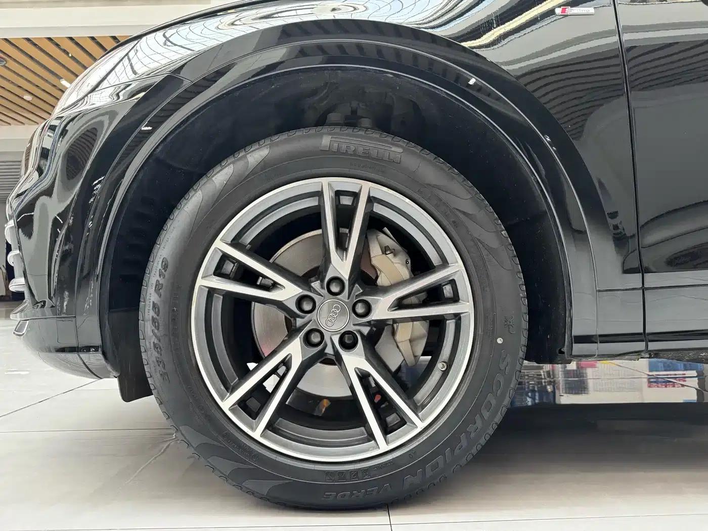 Audi Q5L 2020 Facelift 40 TFSI Luxury Fashion Edition — миниатюра 21