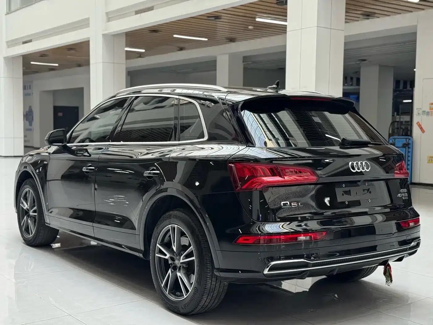 Audi Q5L 2020 Facelift 40 TFSI Luxury Fashion Edition — миниатюра 6