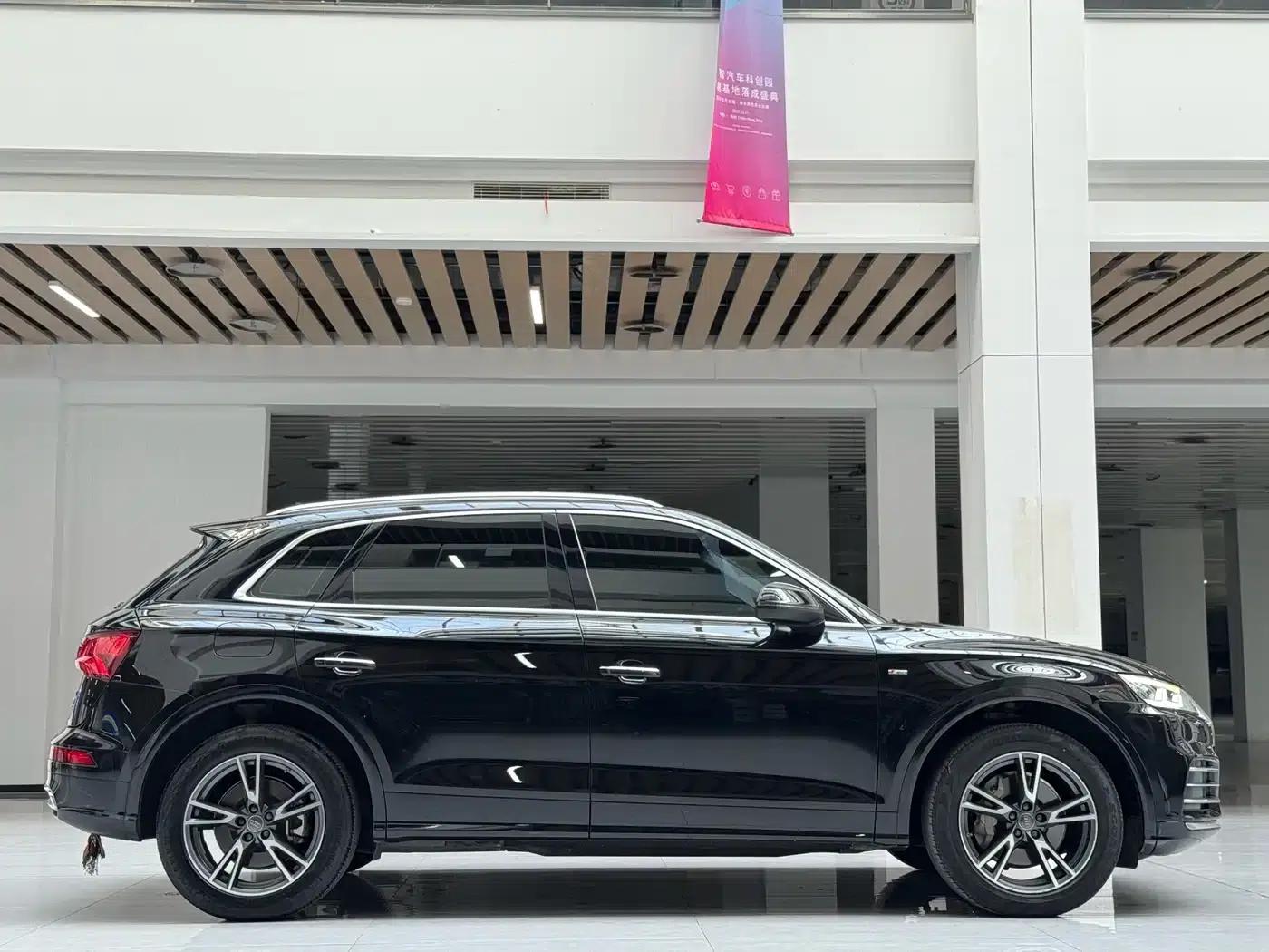 Audi Q5L 2020 Facelift 40 TFSI Luxury Fashion Edition — миниатюра 7