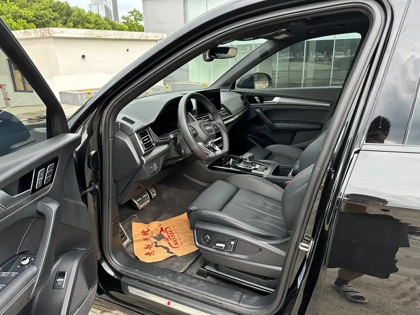 Audi Q5L 2025 45 TFSI Luxury Dynamic — миниатюра 4