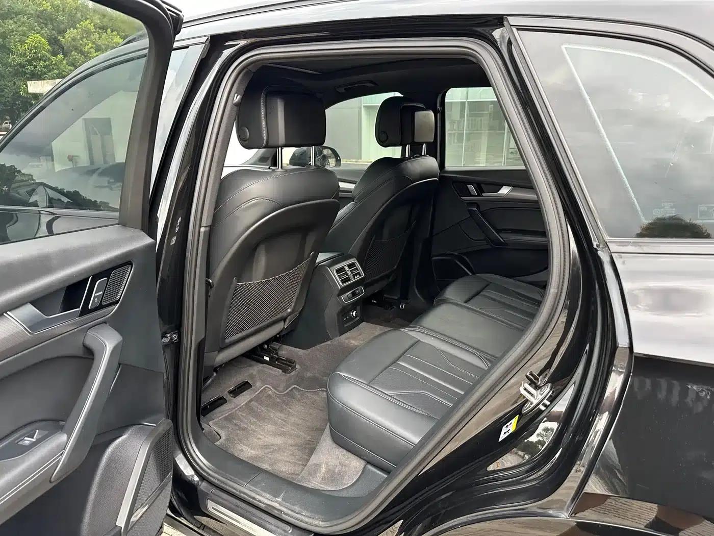 Audi Q5L 2025 45 TFSI Luxury Dynamic — миниатюра 5