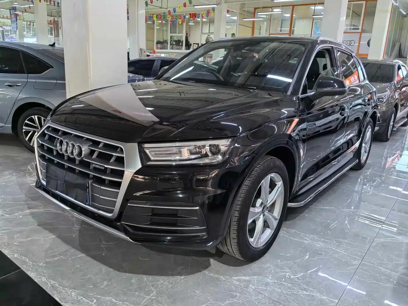 Audi Q5L 2020 40 TFSI Luxury Progressive Edition — миниатюра 1