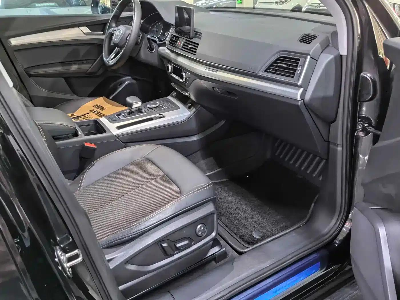 Audi Q5L 2020 40 TFSI Luxury Progressive Edition — миниатюра 12
