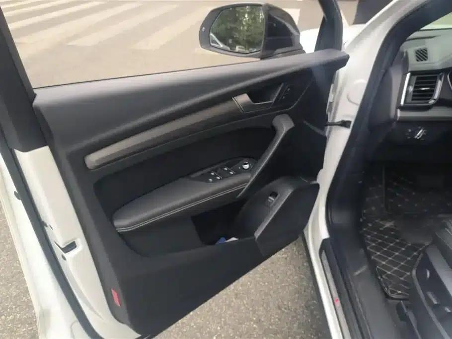 Audi Q5L 2023 40T Luxury Dynamic — миниатюра 7