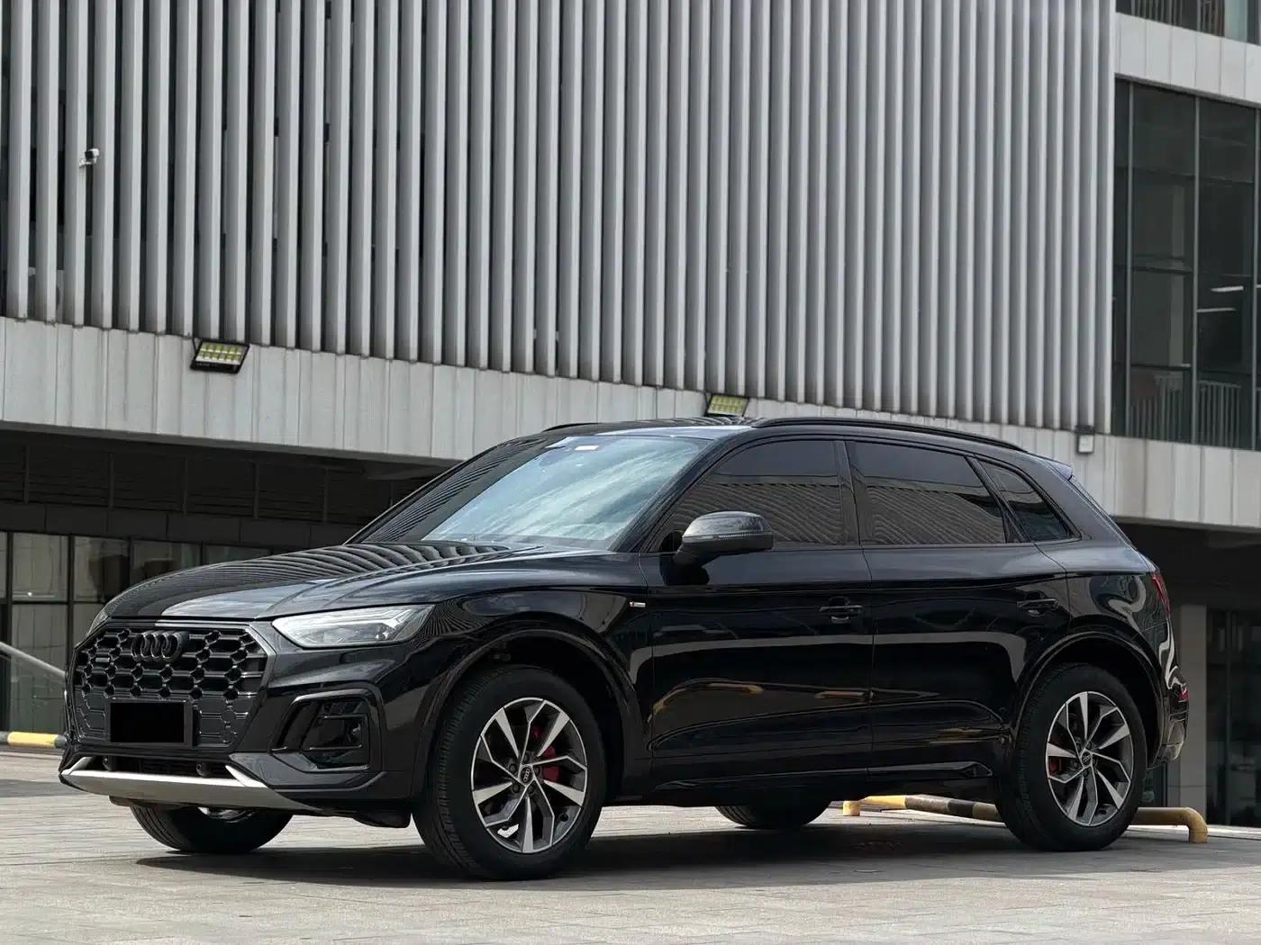 Audi Q5L 2024 40 TFSI Luxury Dynamic — миниатюра 1