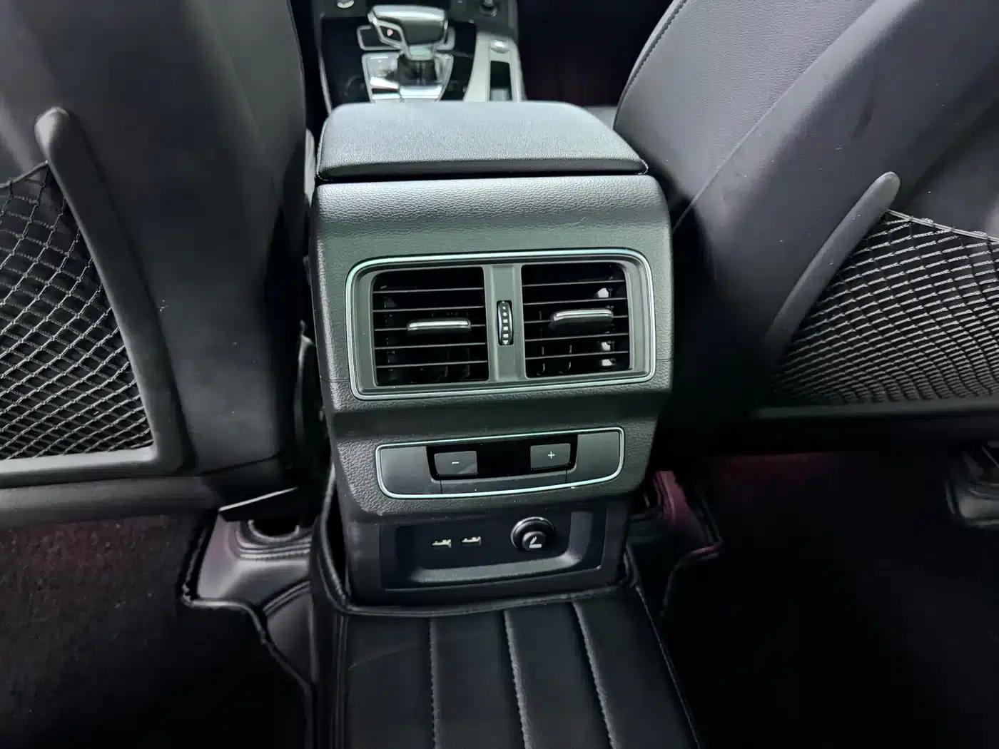 Audi Q5L 2022 45T Luxury Dynamic — миниатюра 12