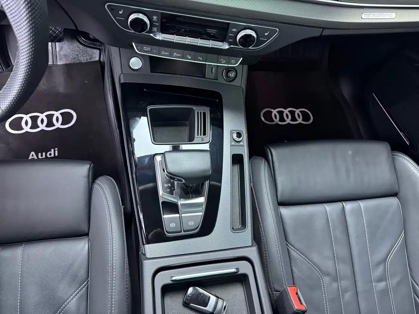 Audi Q5L 2022 45T Luxury Dynamic — миниатюра 9