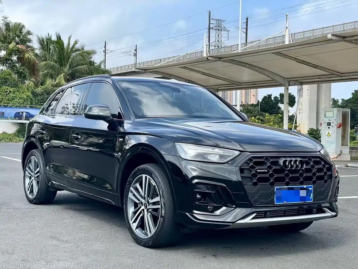 Audi Q5L 2023 40T Luxury Dynamic — миниатюра 3