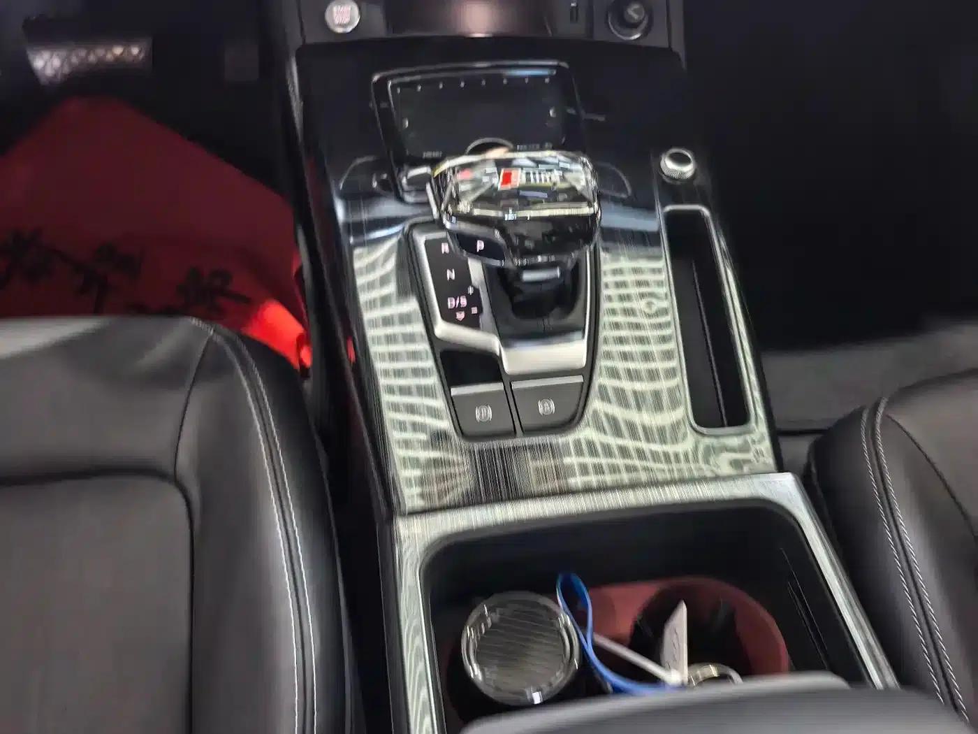 Audi Q5L 2020 40 TFSI Luxury Fashion Edition — миниатюра 8