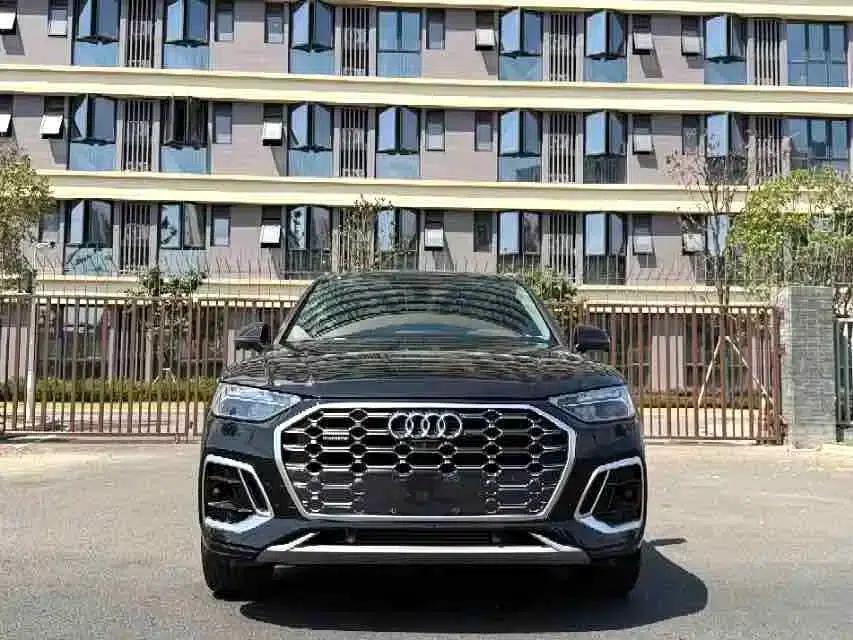 Audi Q5L 2023 45T Luxury Dynamic — миниатюра 2
