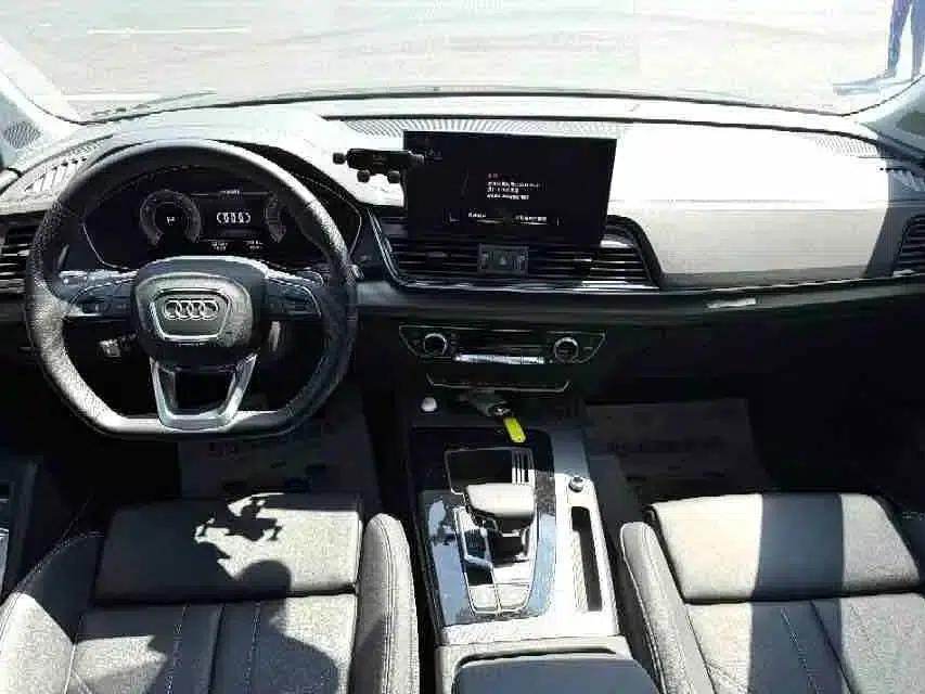 Audi Q5L 2023 45T Luxury Dynamic — миниатюра 9