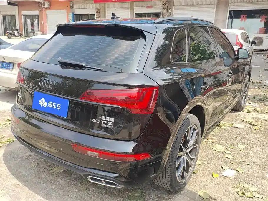 Audi Q5L 2024 40 TFSI Luxury Dynamic — миниатюра 3