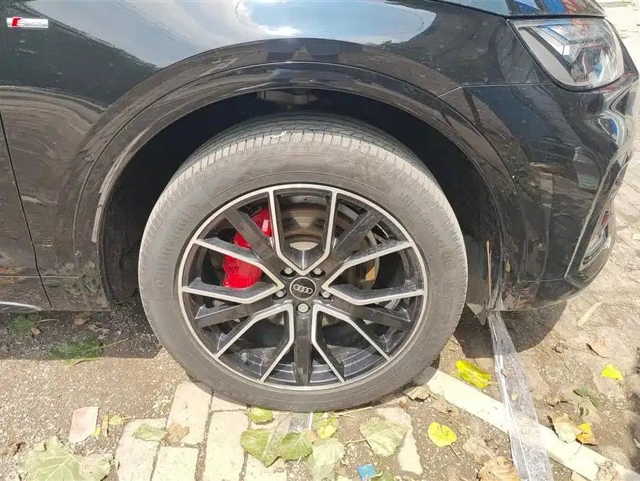 Audi Q5L 2024 40 TFSI Luxury Dynamic — миниатюра 6