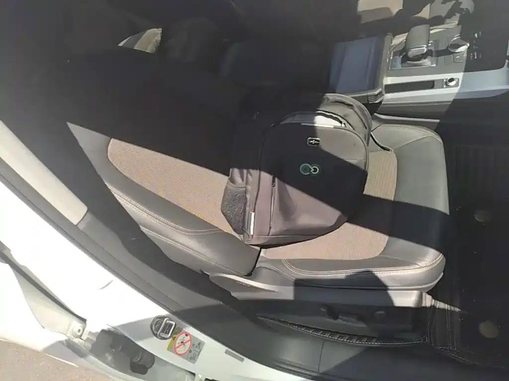 Audi Q5L 2020 40 TFSI Luxury Progressive Edition — миниатюра 25