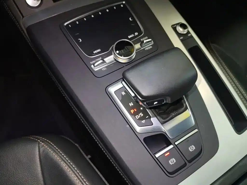 Audi Q5L 2018 40 TFSI Luxury Fashion Edition (China VI Emission Standard) — миниатюра 14