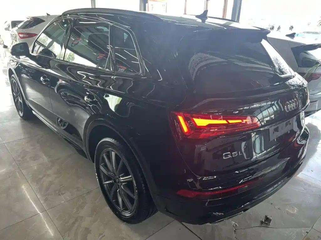 Audi Q5L 2023 40T Luxury Dynamic — миниатюра 7