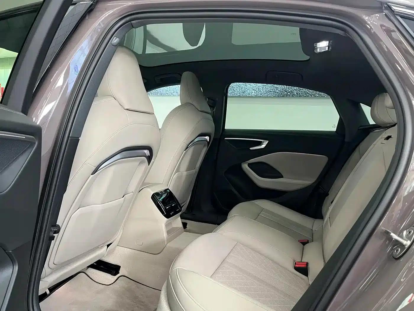 Audi A5L 2026 2.0T Sport Edition — миниатюра 11