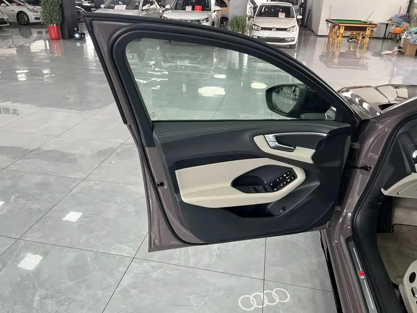 Audi A5L 2026 2.0T Sport Edition — миниатюра 17