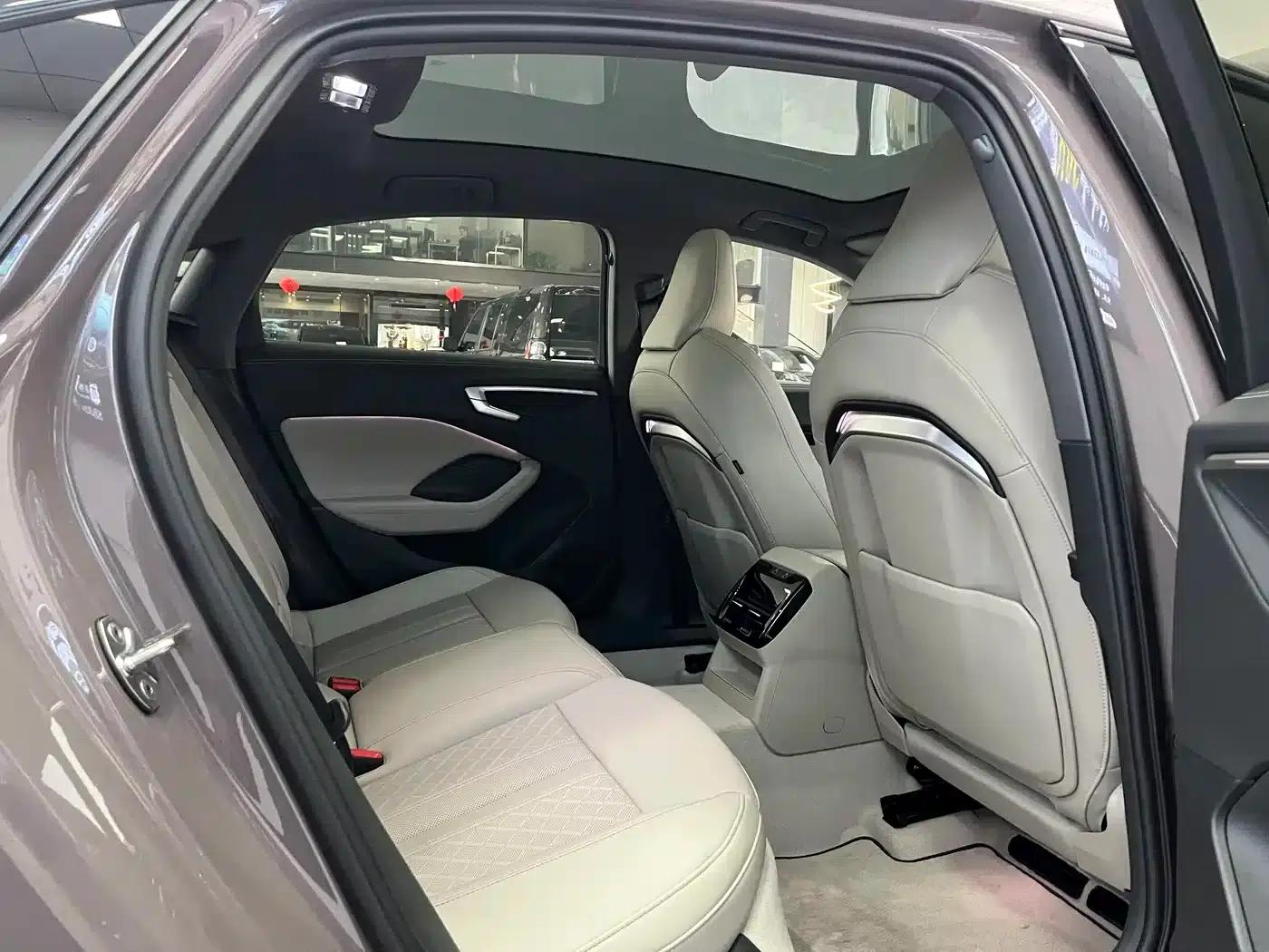 Audi A5L 2026 2.0T Sport Edition — миниатюра 5