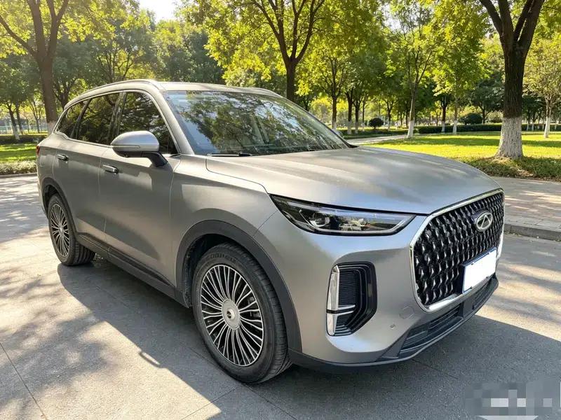 Chery Tiggo 8L 2024 2.0T Automatic Comfort Edition — миниатюра 3