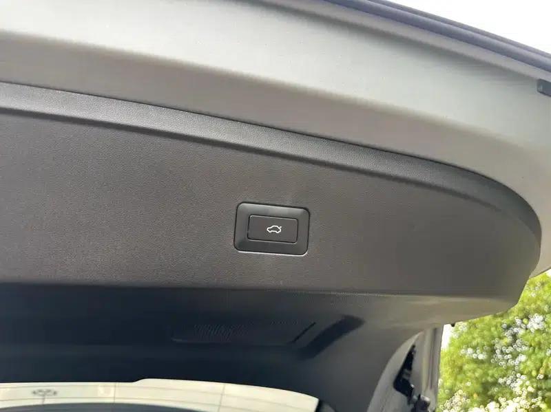 Chery Tiggo 8L 2024 2.0T Automatic Premium Edition — миниатюра 17