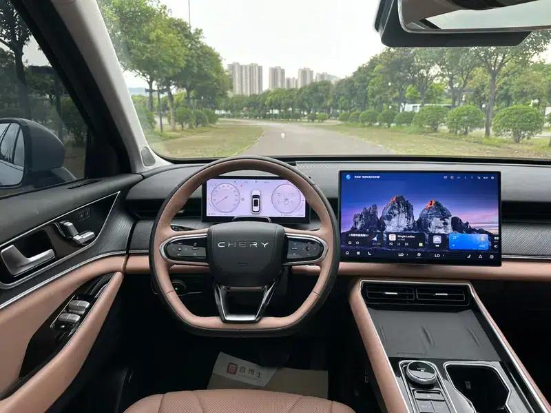 Chery Tiggo 8L 2024 2.0T Automatic Premium Edition — миниатюра 21
