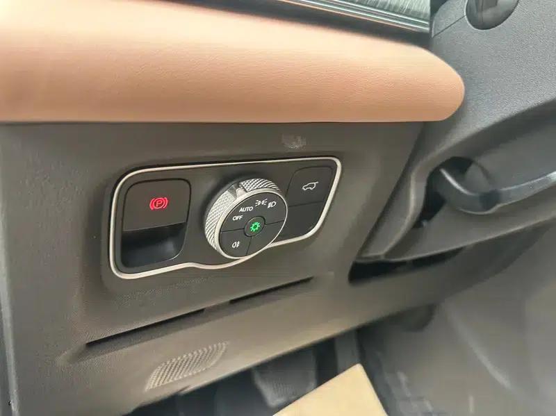 Chery Tiggo 8L 2024 2.0T Automatic Premium Edition — миниатюра 23