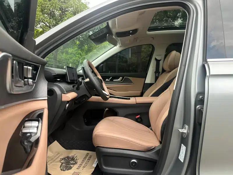 Chery Tiggo 8L 2024 2.0T Automatic Premium Edition — миниатюра 28