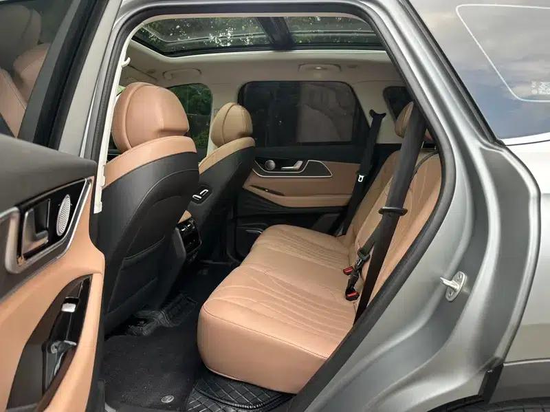 Chery Tiggo 8L 2024 2.0T Automatic Premium Edition — миниатюра 29