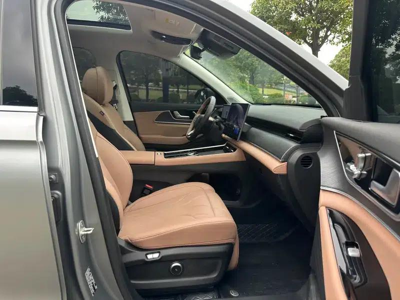 Chery Tiggo 8L 2024 2.0T Automatic Premium Edition — миниатюра 33