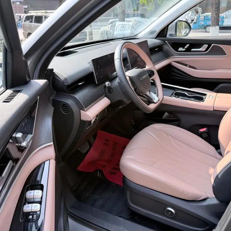 Chery Tiggo 8L 2024 2.0T Automatic Premium Edition — миниатюра 21