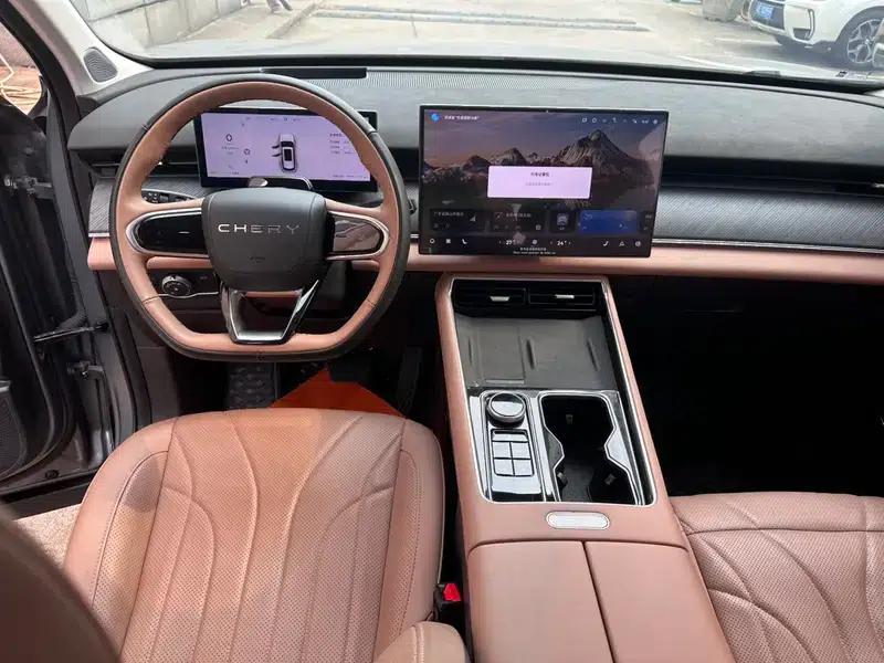 Chery Tiggo 8L 2024 2.0T Automatic Premium Edition — миниатюра 15