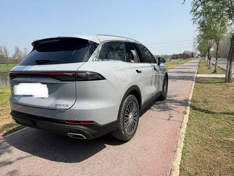Chery Tiggo 8L 2024 2.0T Automatic Premium Edition — миниатюра 5