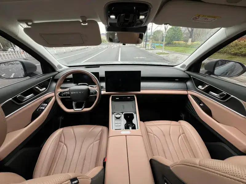 Chery Tiggo 8L 2024 2.0T Automatic Premium Edition — миниатюра 11