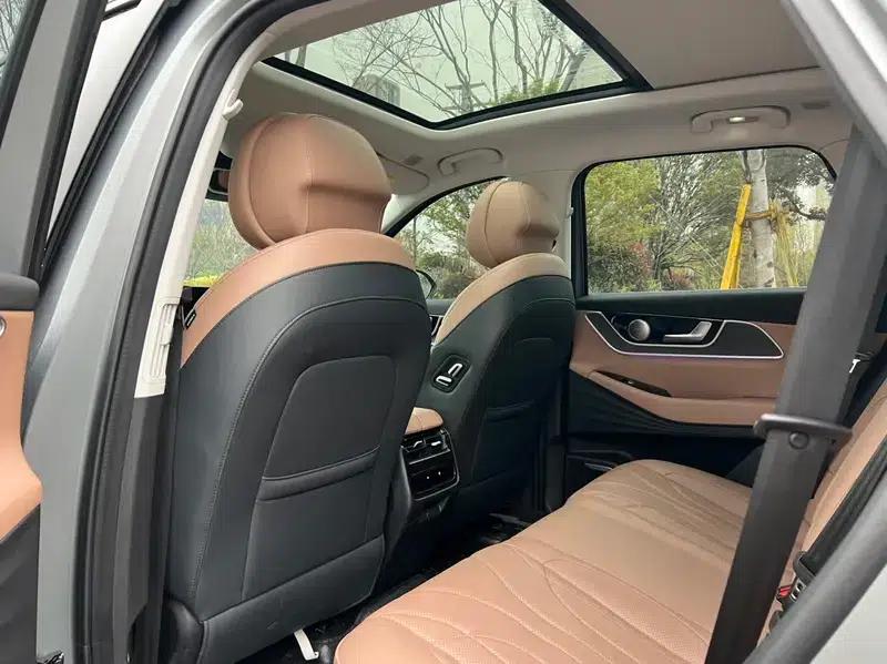 Chery Tiggo 8L 2024 2.0T Automatic Premium Edition — миниатюра 17