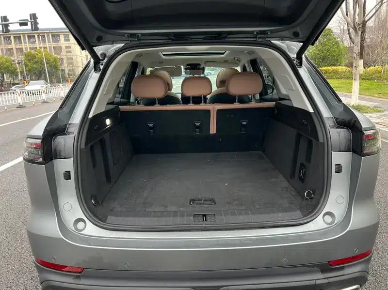 Chery Tiggo 8L 2024 2.0T Automatic Premium Edition — миниатюра 19