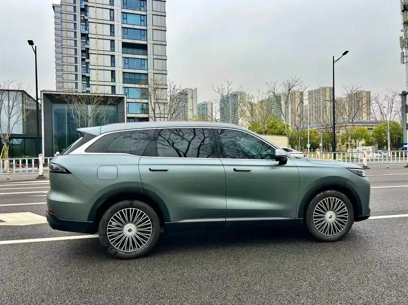 Chery Tiggo 8L 2024 2.0T Automatic Premium Edition — миниатюра 7