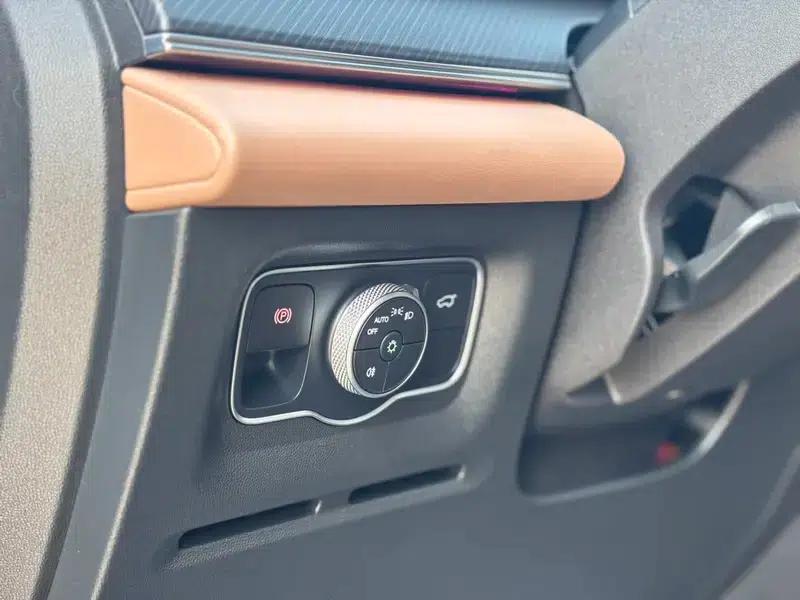 Chery Tiggo 8L 2024 2.0T Automatic Premium Edition — миниатюра 29