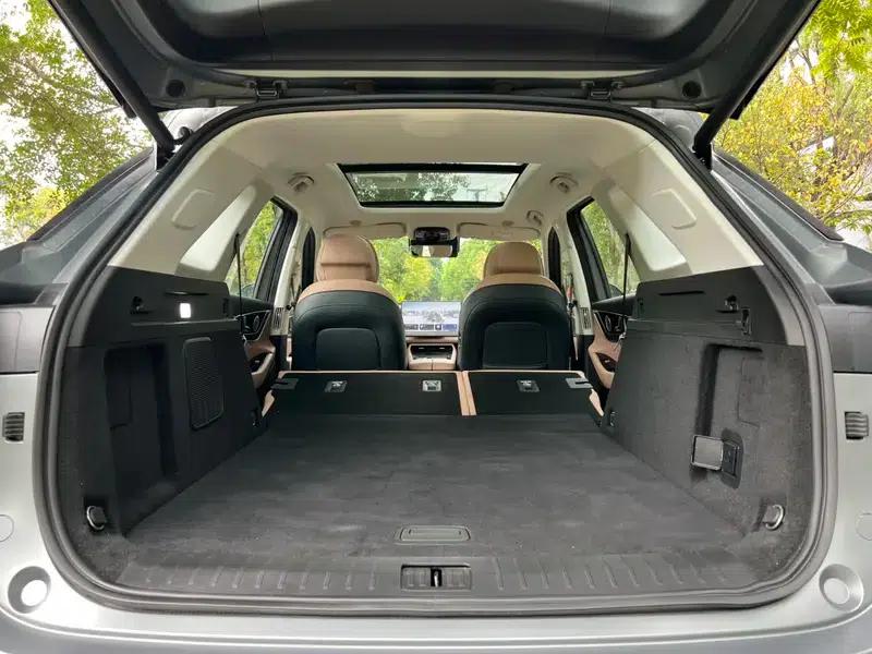 Chery Tiggo 8L 2024 2.0T Automatic Premium Edition — миниатюра 31