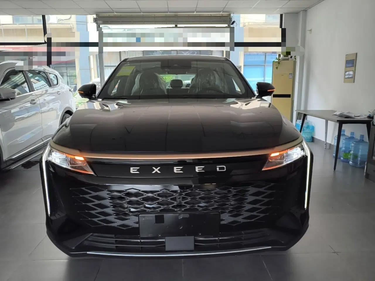 EXEED Stellar 2023 400T Two-Wheel Drive Comfort Edition — миниатюра 2