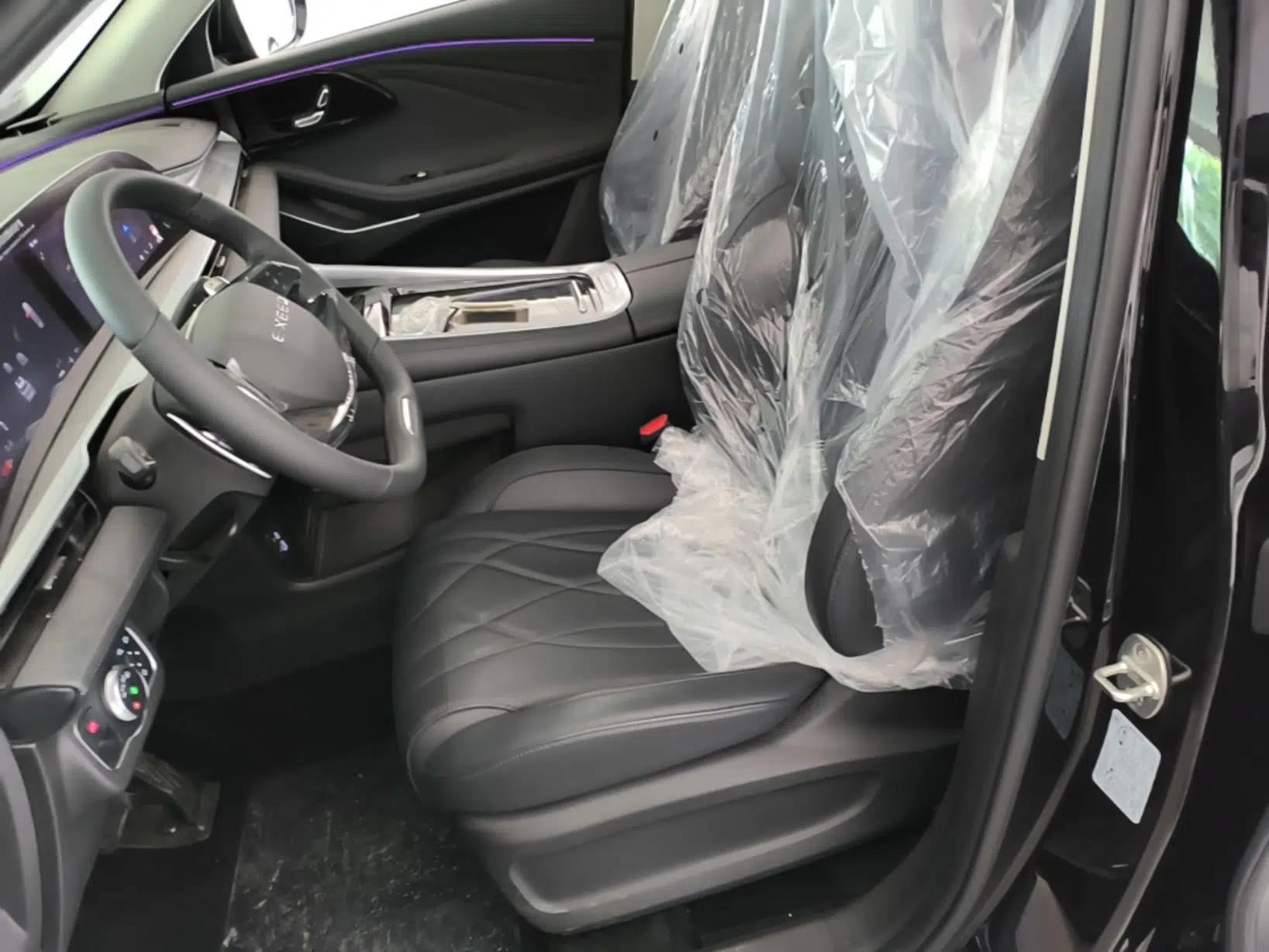 EXEED Stellar 2023 400T Two-Wheel Drive Comfort Edition — миниатюра 17