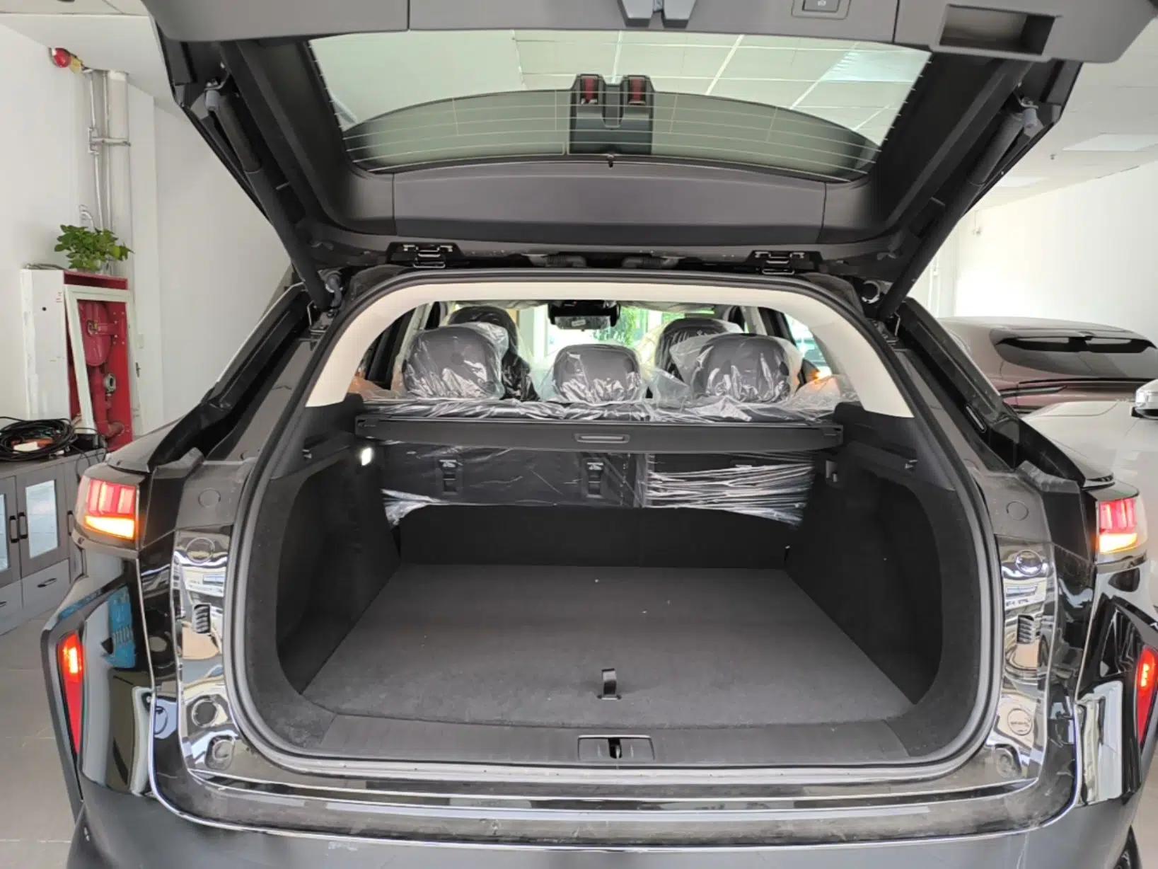 EXEED Stellar 2023 400T Two-Wheel Drive Comfort Edition — миниатюра 22