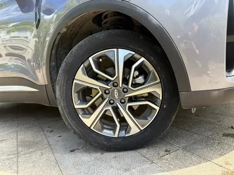 Chery Tiggo 7 PLUS 2023 1.6TGDI DCT Premium — миниатюра 8