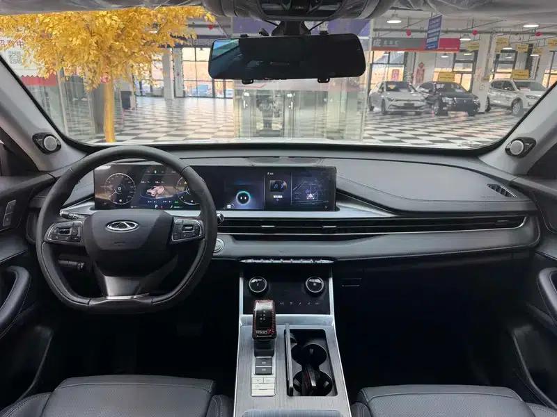 Chery Tiggo 7 PLUS 2021 1.5T CVT Premium Edition — миниатюра 10