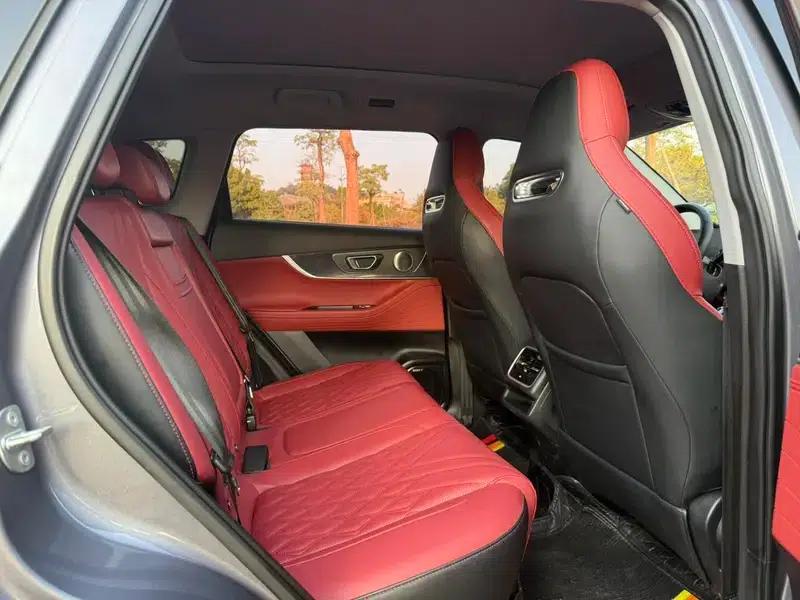 Chery Tiggo 7 PLUS 2023 Facelift 1.6TGDI DCT Premium Edition — миниатюра 16