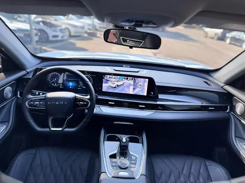 Chery Tiggo 7 PLUS 2023 Facelift 1.6TGDI DCT Luxury Edition — миниатюра 9