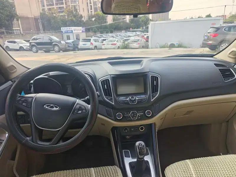 Chery Tiggo 5 2014 2.0L Manual Premium Edition — миниатюра 7