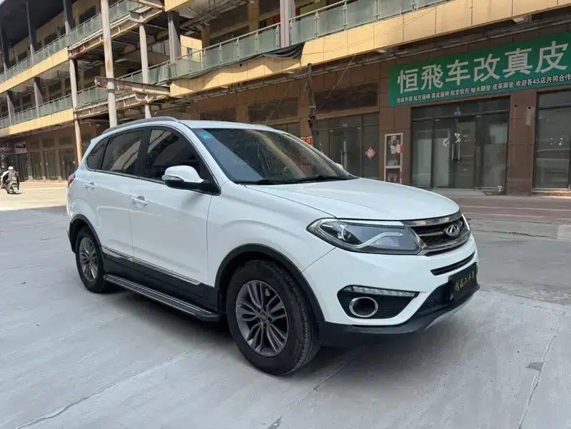 Chery Tiggo 5 2016 2.0L CVT Family Edition — миниатюра 3